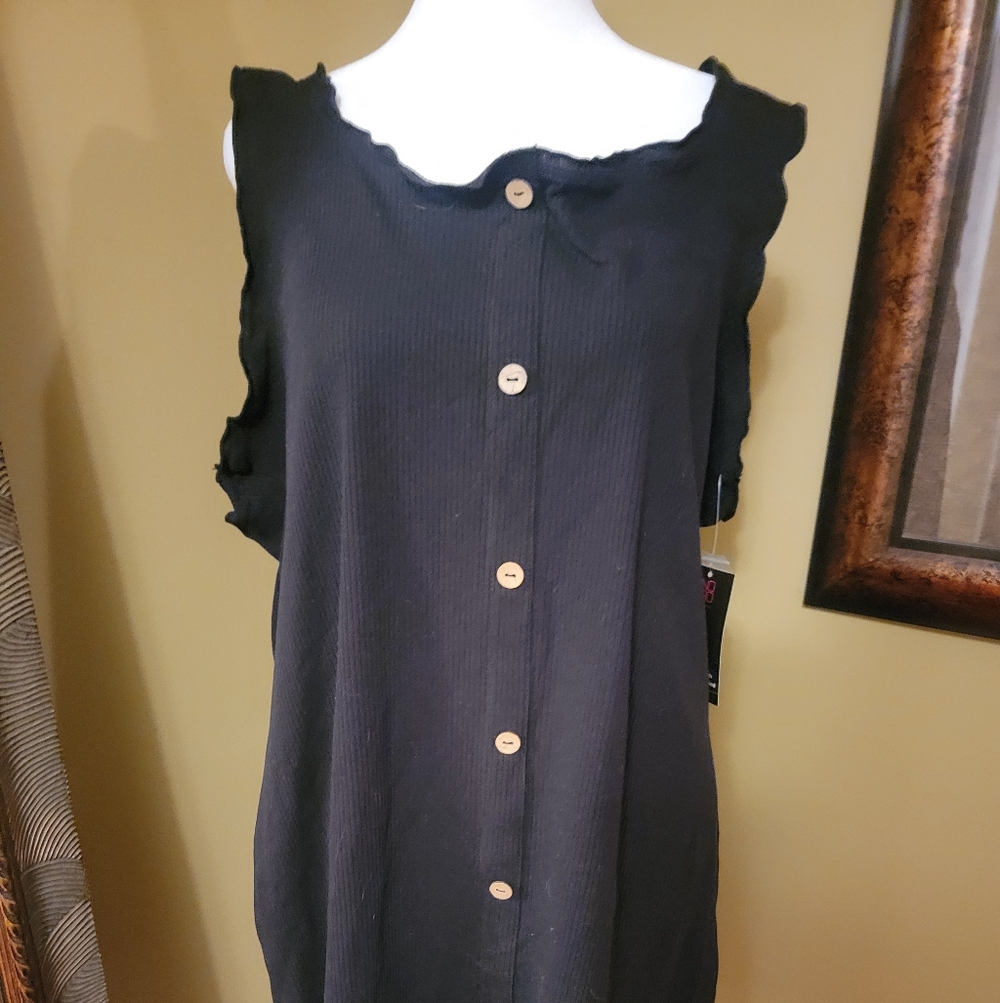 Black Sleeveless Button-Down Top